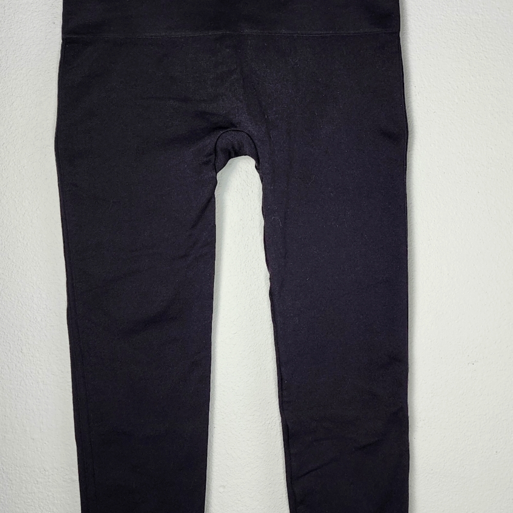 Spanx 1X look at me now cropped legging, very black